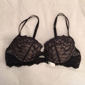 Chantelle black lace bra